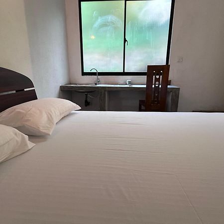 Unawatuna White Villa Extérieur photo