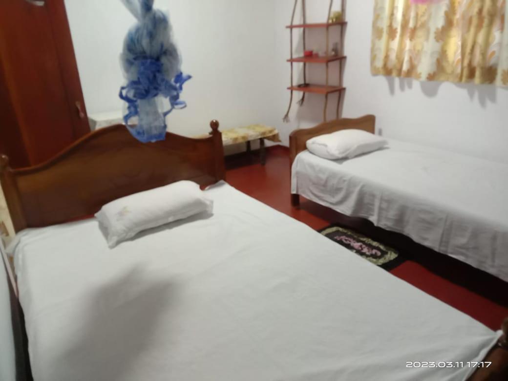 Unawatuna White Villa Extérieur photo