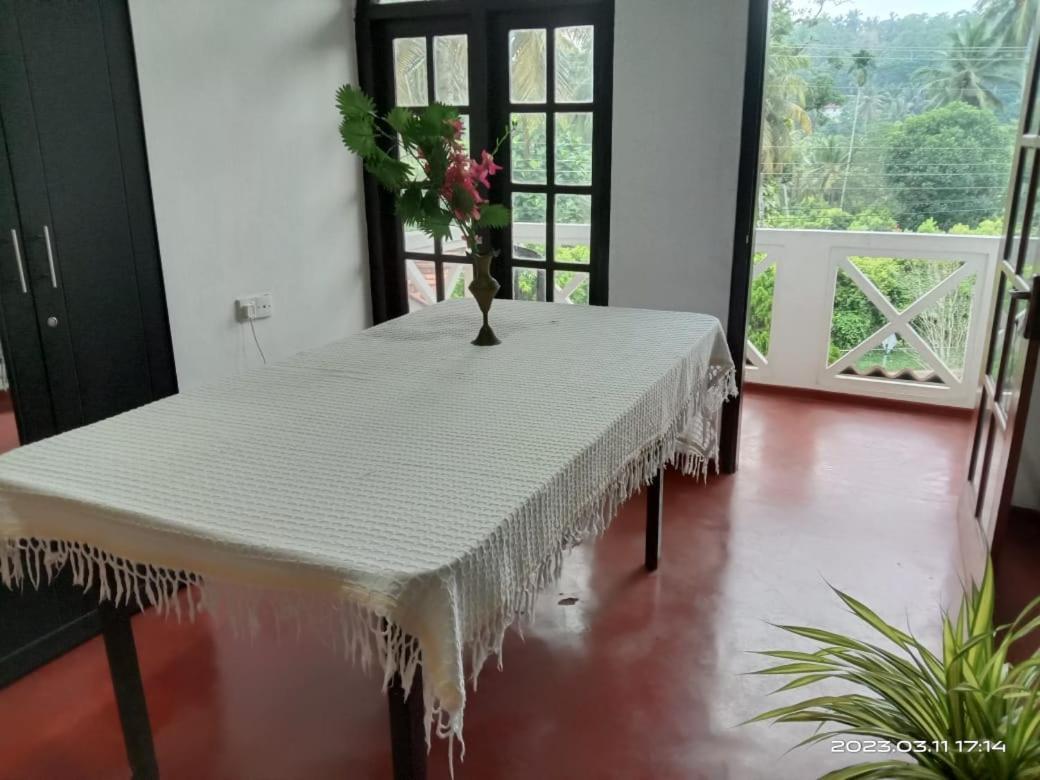 Unawatuna White Villa Extérieur photo