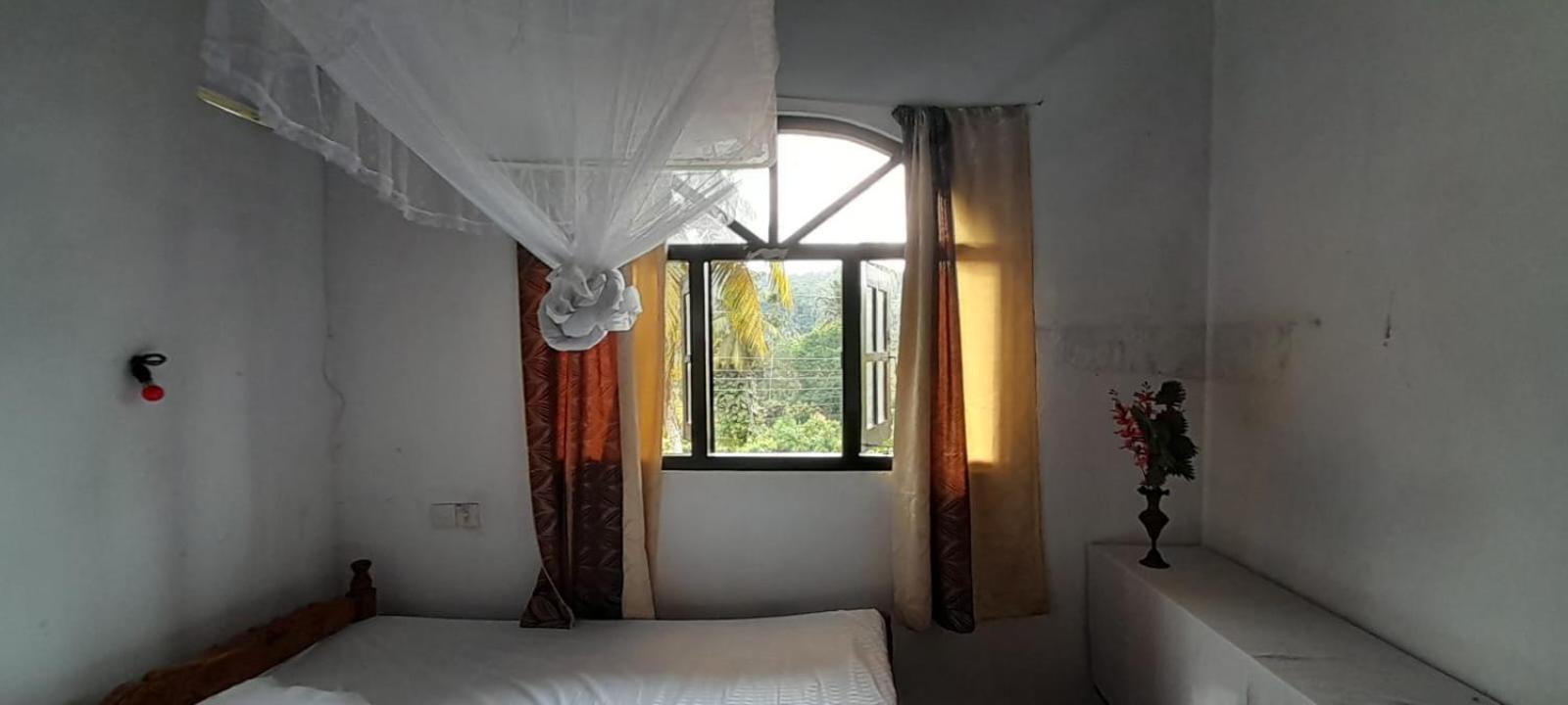 Unawatuna White Villa Extérieur photo