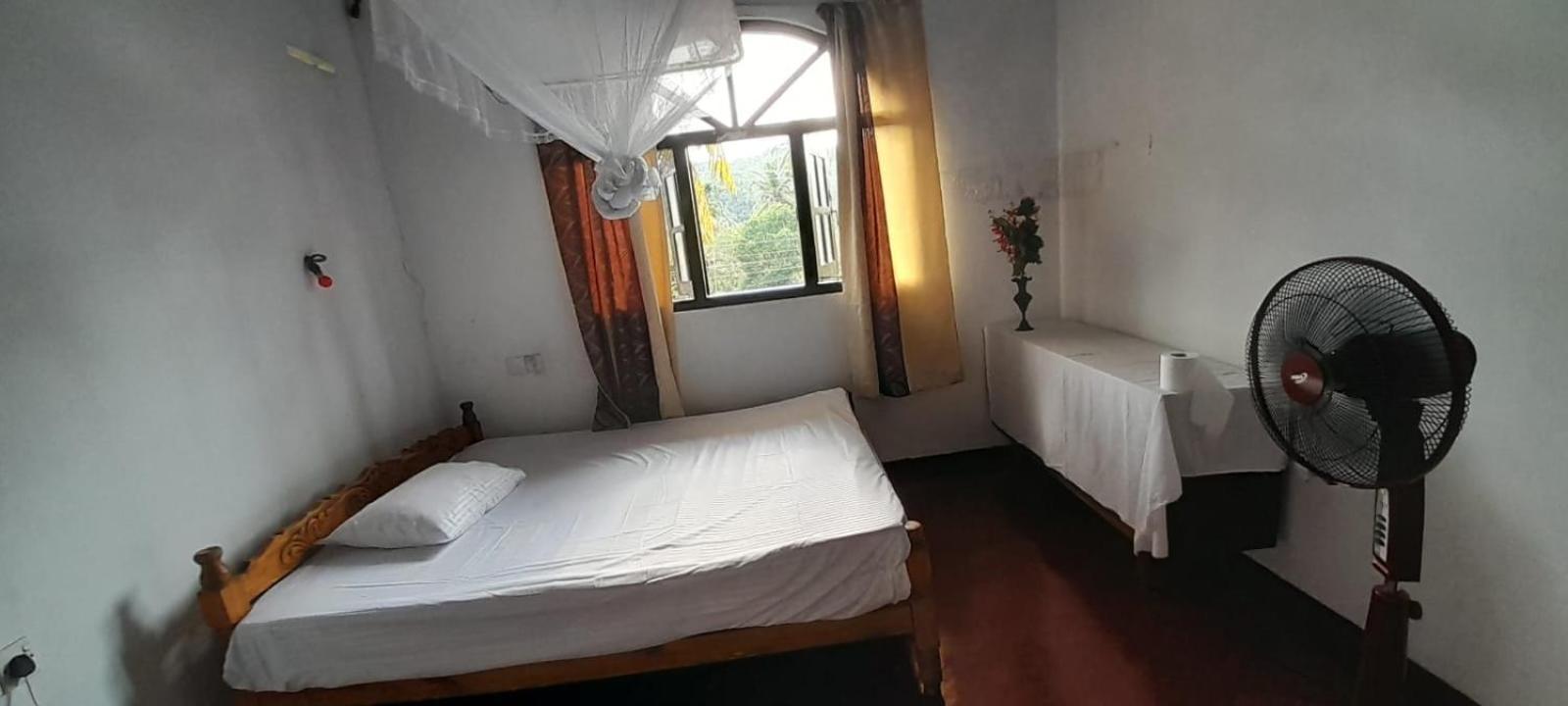 Unawatuna White Villa Extérieur photo