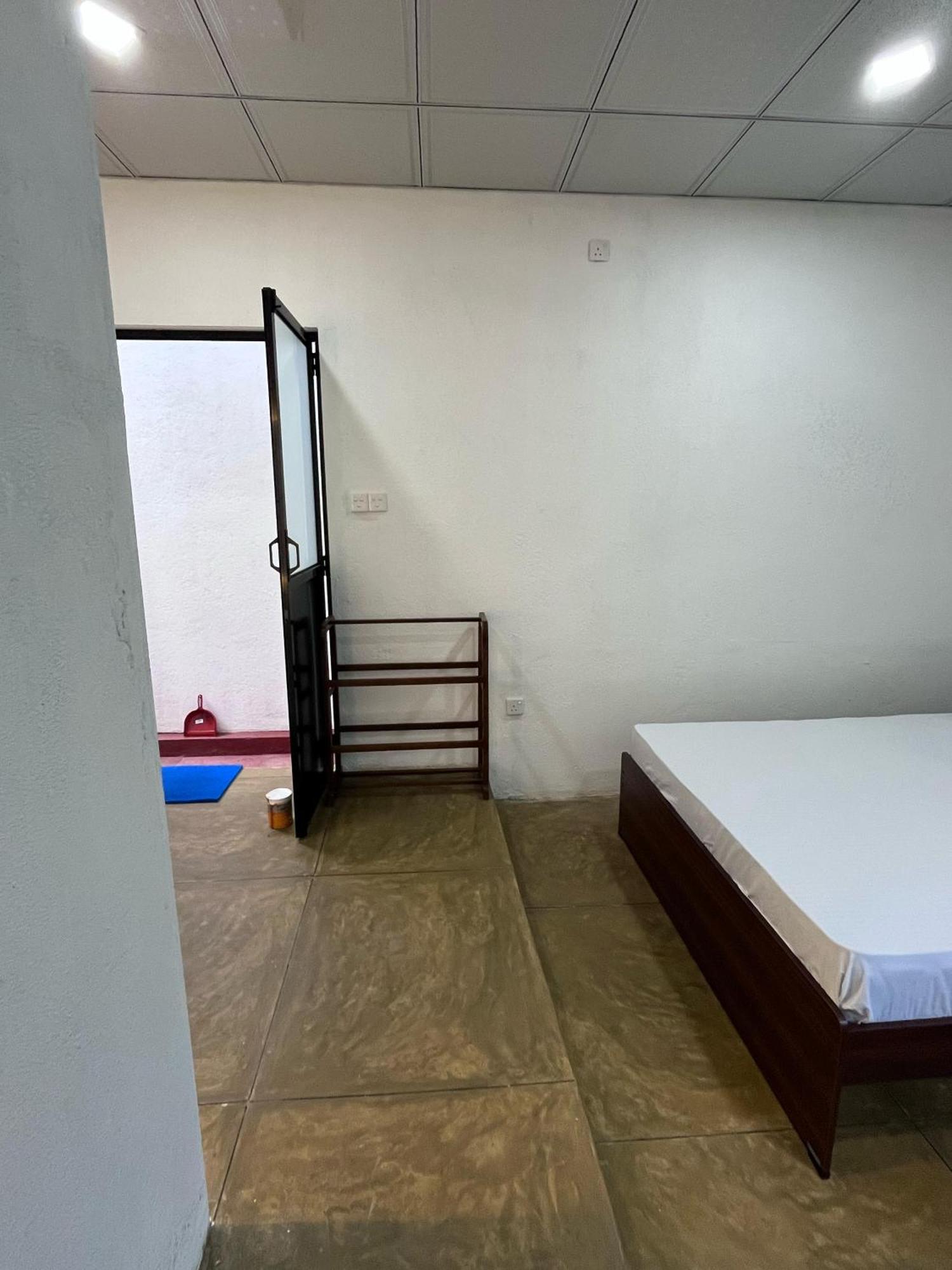Unawatuna White Villa Extérieur photo