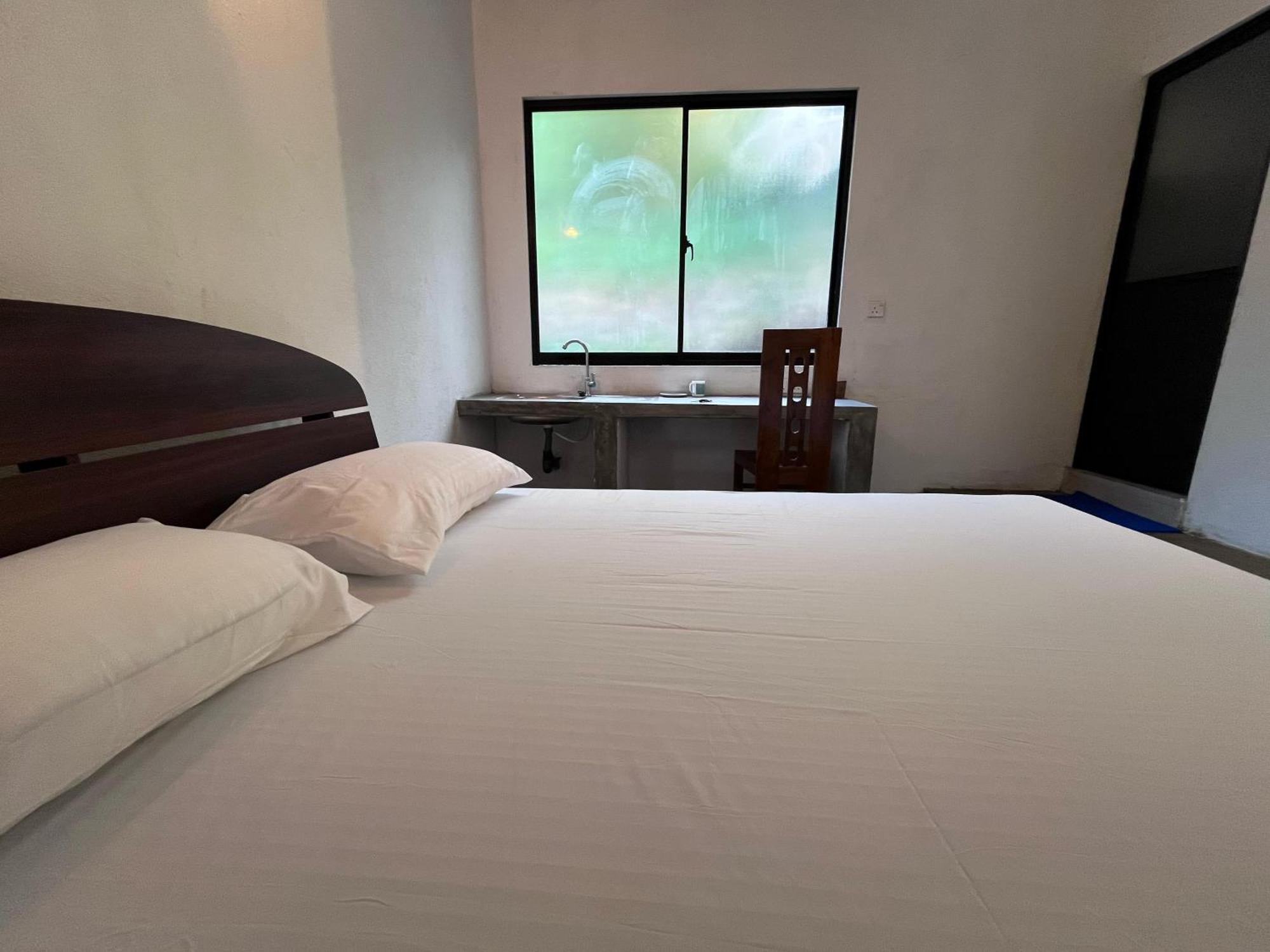 Unawatuna White Villa Extérieur photo
